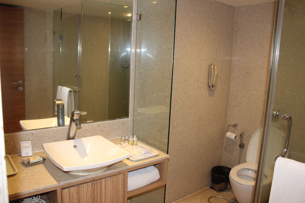 Premium Room - Photo 11