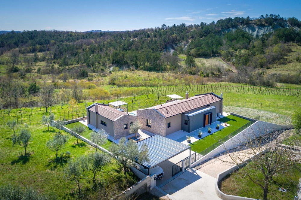 Villa (Two Bedroom Villa with Terrace and Sw)