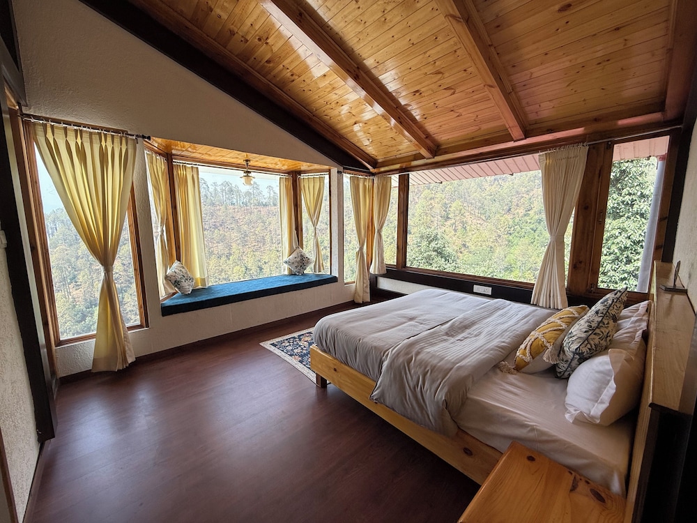 Luxury Double Room, Valley View