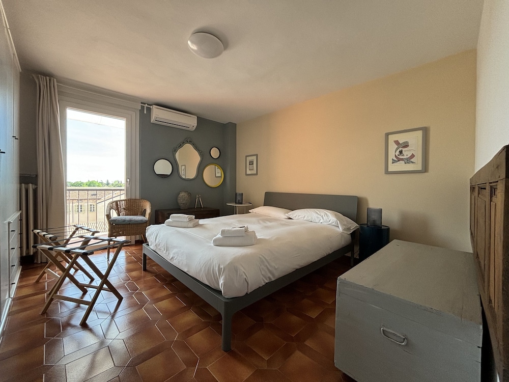 Apartment (Tosca, Via Dietro Filippini 19)