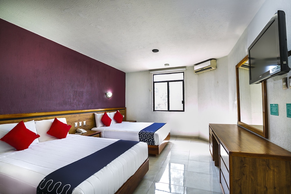 Standard Room, 2 Double Beds - Photo 2