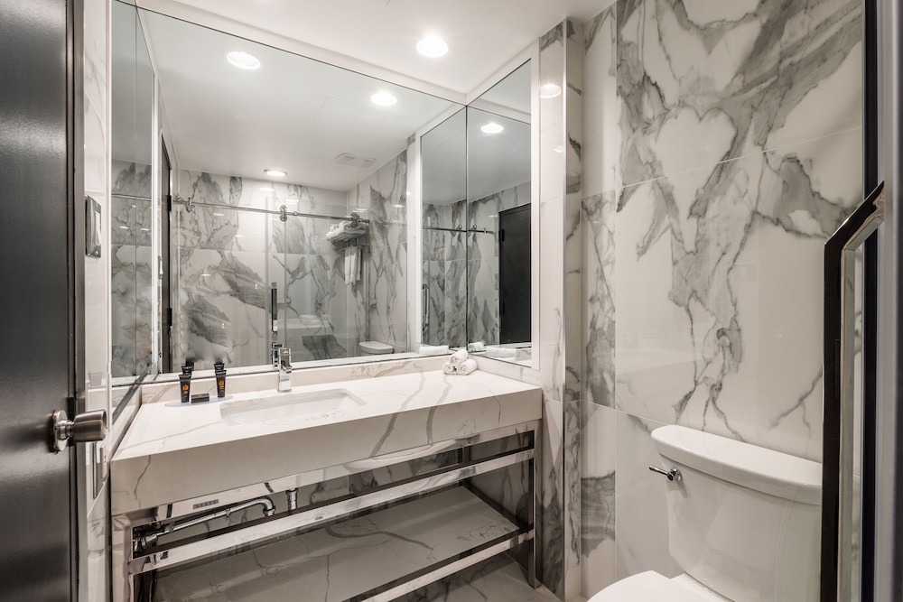 Empire Suites — photo 65