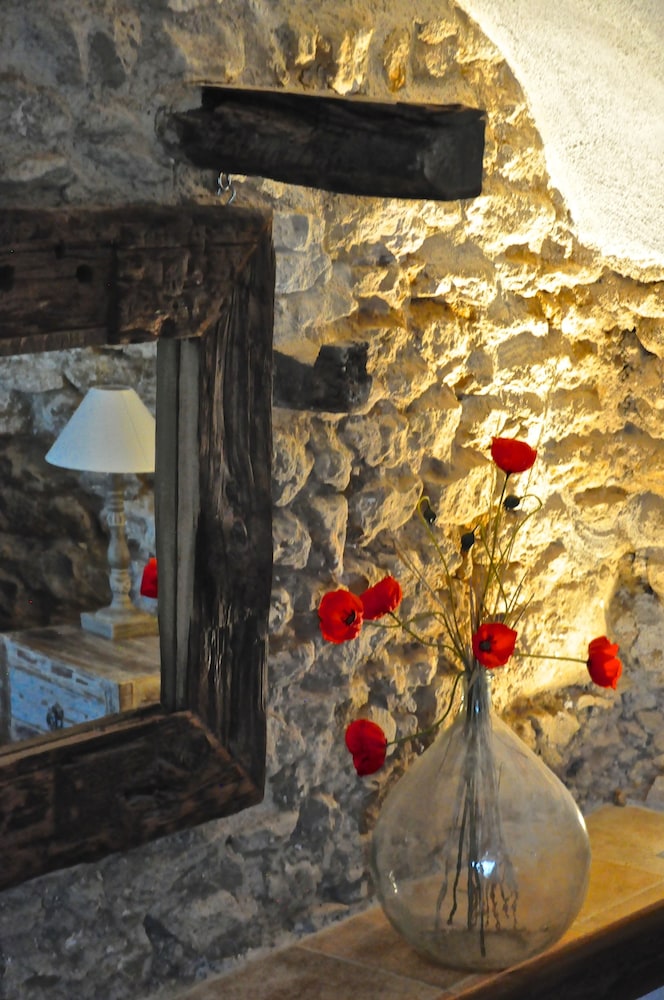 Romantic Double Room, Terrace, Garden Area photo 2