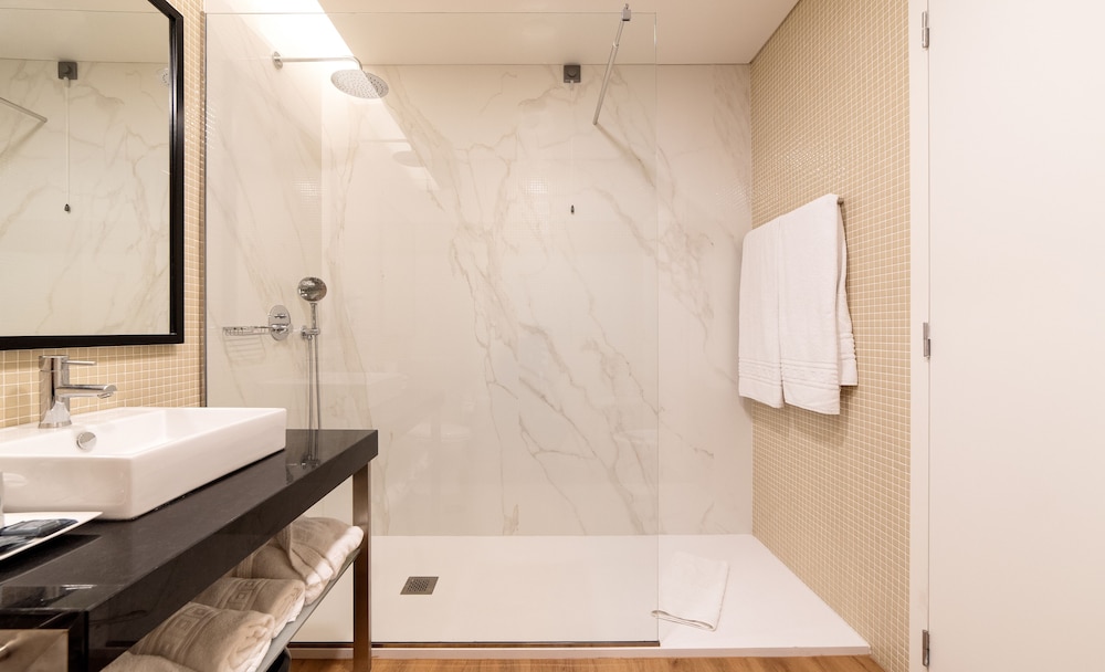Standard Single Room - Photo 4