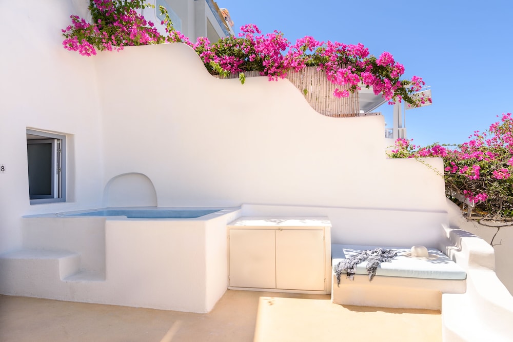 Junior Suite with Caldera View and Private Jacuzzi - A-, photo 6