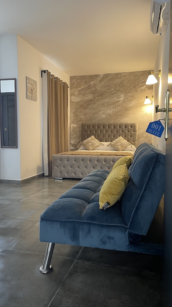 Comfort Quadruple Room