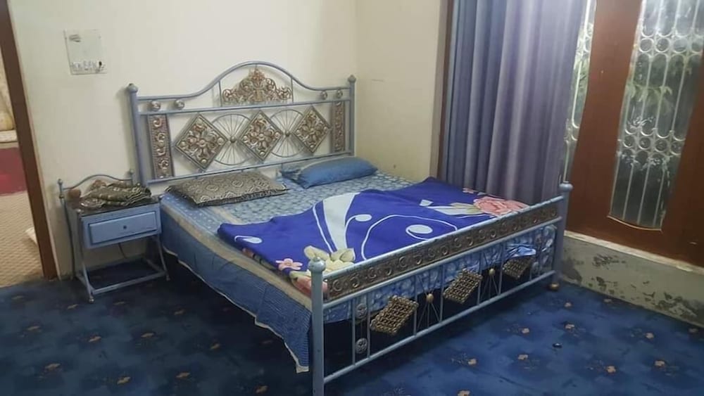 Deluxe Double or Twin Room photo 2