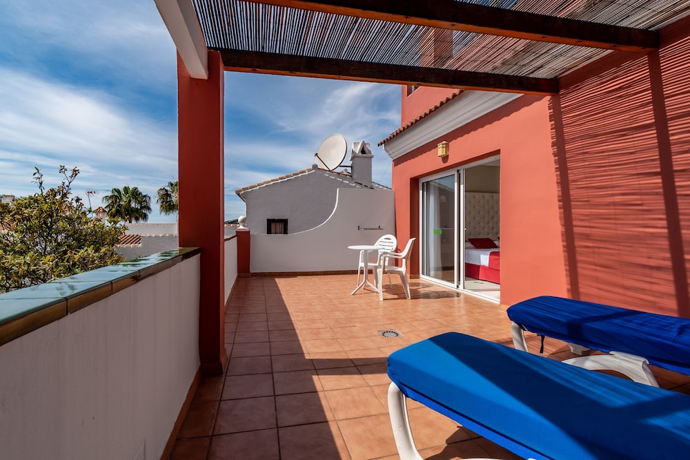 Superior Room, Terrace, Partial Ocean View - Photo 16