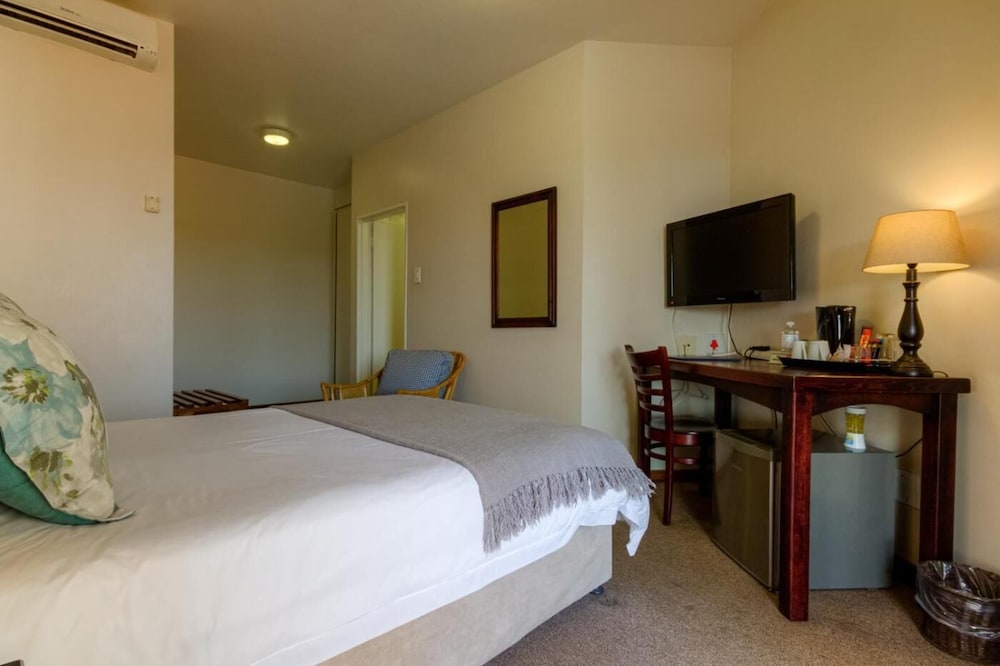 Standard Double Room, 1 Double Bed, Harbor View photo 3