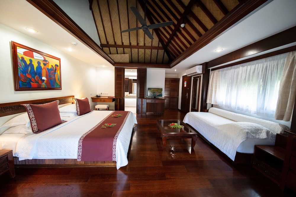 Garden Pool Bungalow - Photo 1