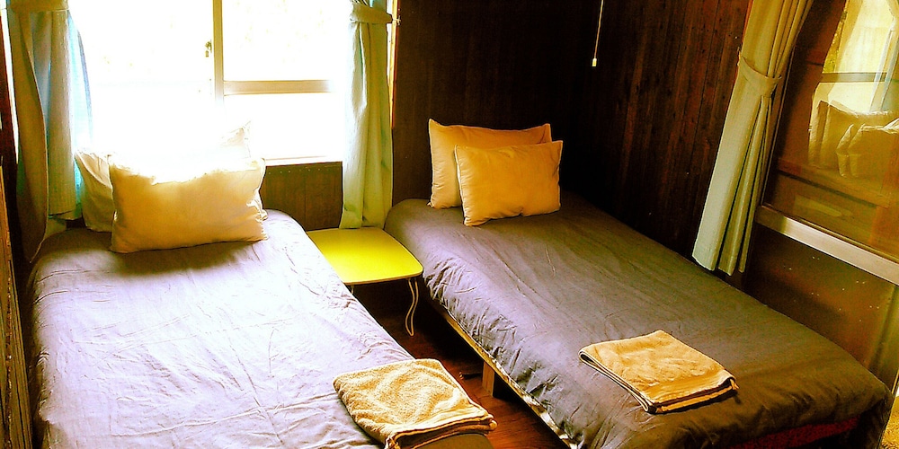 Private Room Type A with Private Bathroom photo 3