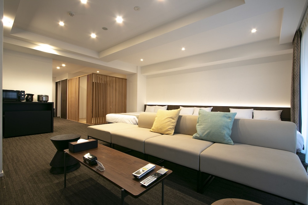 Superior Room (58sqm / For 8 People), Non Smoking photo 3