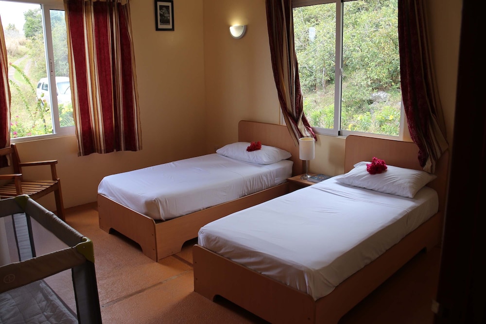 Twin Room (Bois D'Olive) photo 1