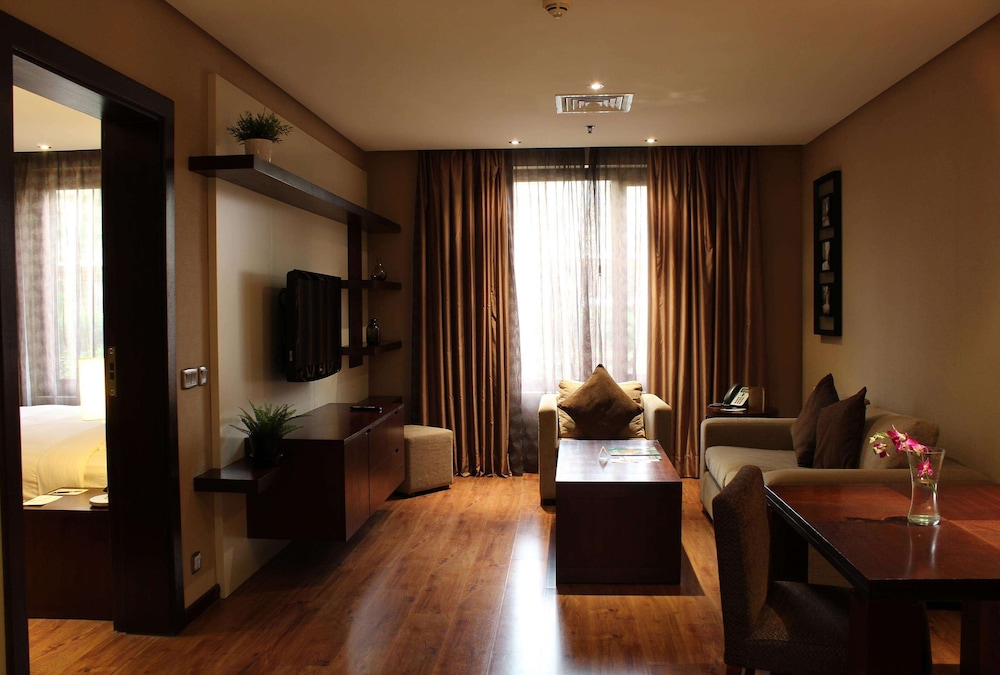 Apartment, 1 Bedroom - Photo 33