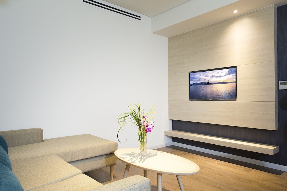 Liberty Central Suite photo 2