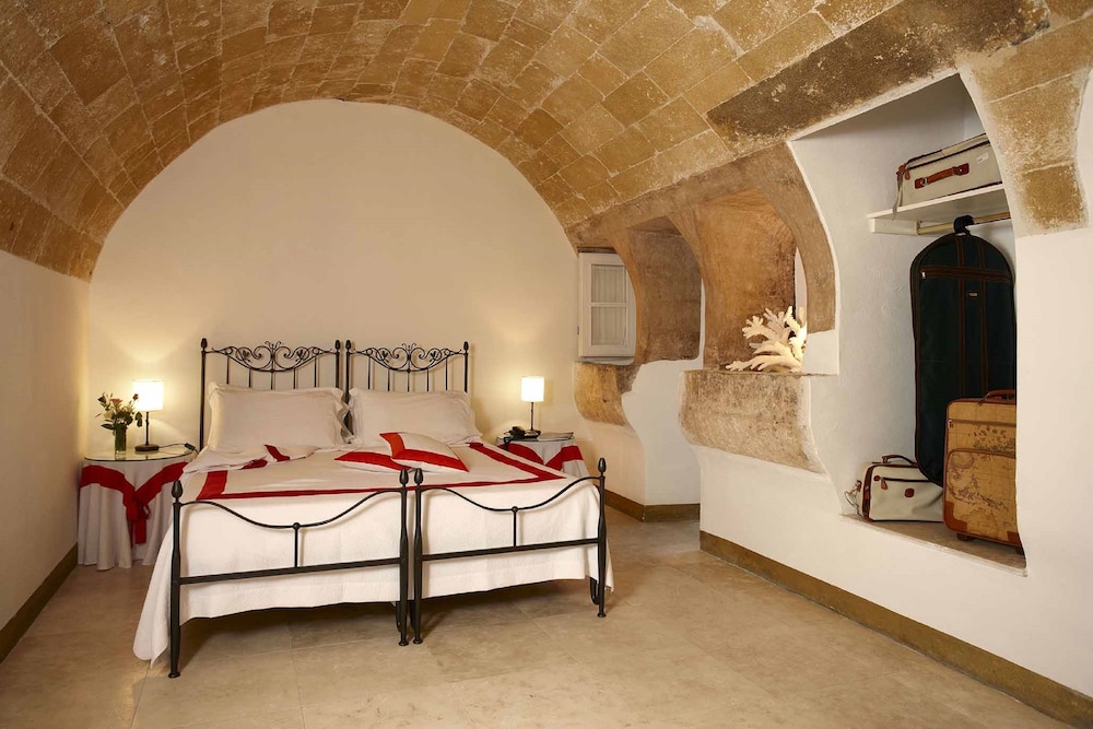 Standard Double Room - Photo 1
