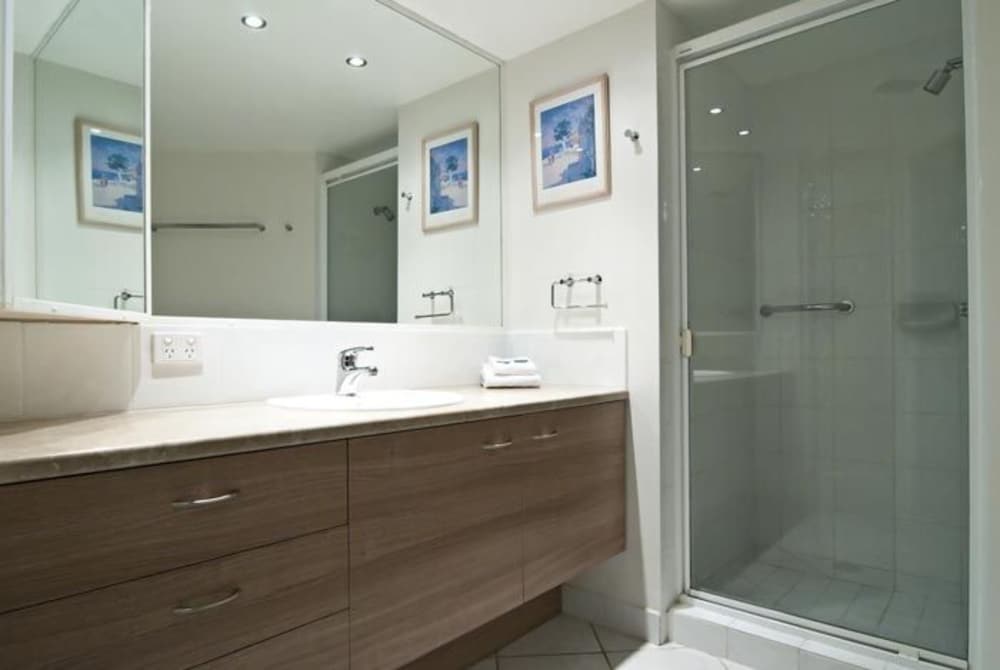 Superior Apartment, Multiple Bedrooms, Non Smoking, Kitchen (3Bed Superior View) photo 2