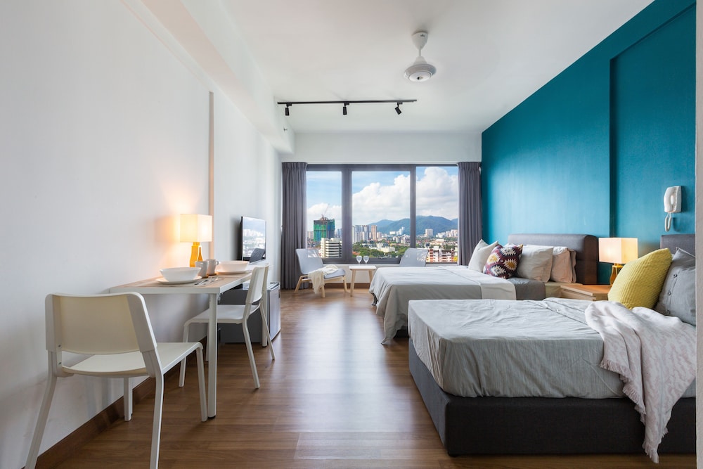 Signature Studio, City View