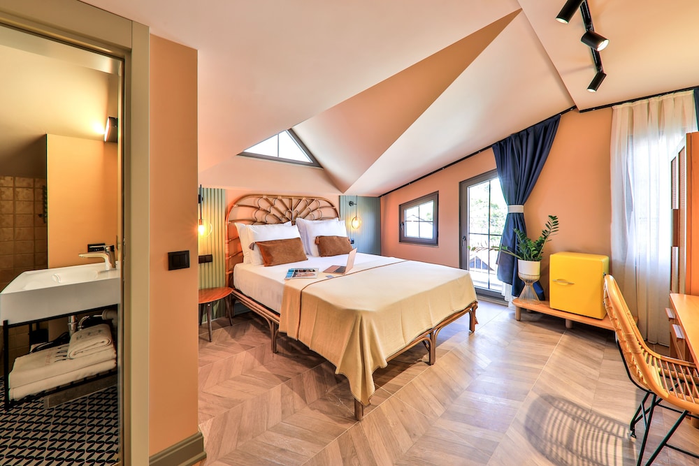 Economy Double Room - Photo 1