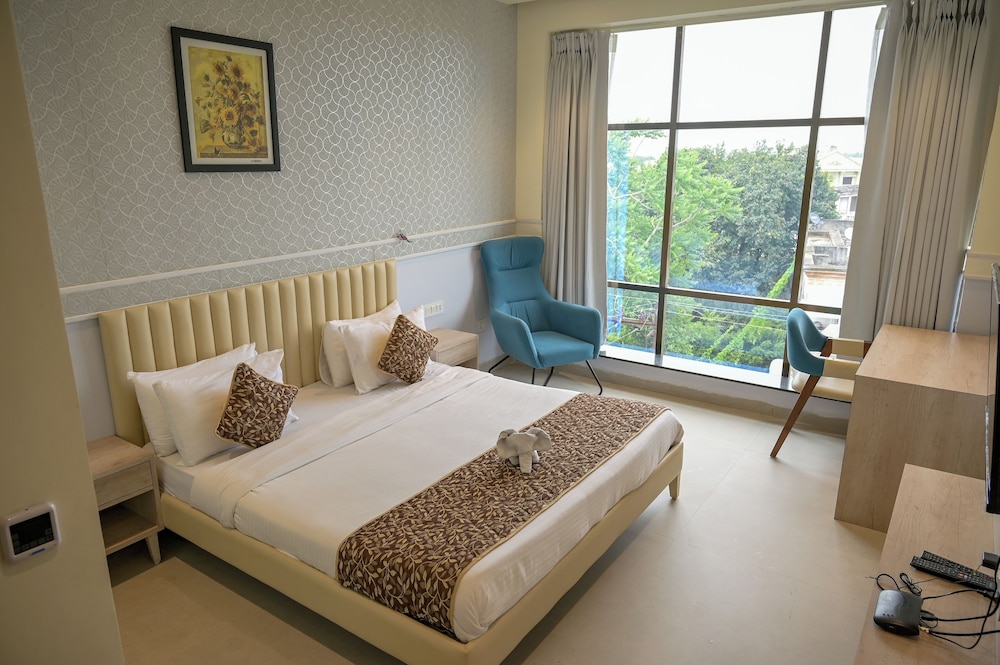 Deluxe Room - Photo 3