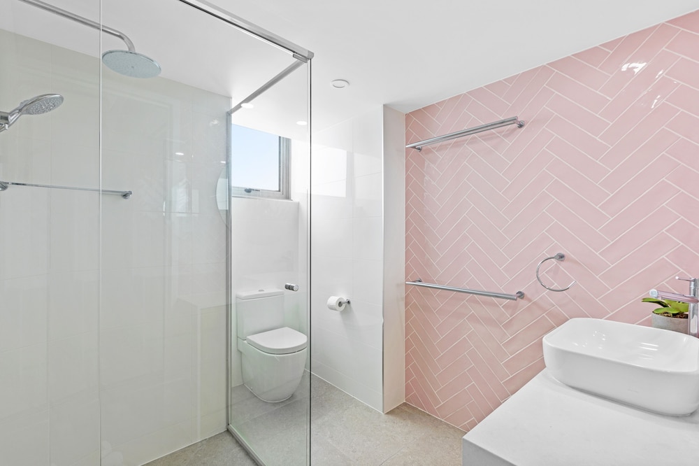 Superior Apartment, 2 Bedrooms, Ocean View photo 3