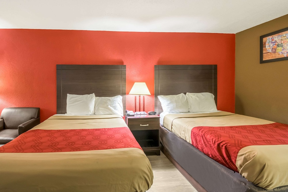 Standard Double Room, 2 Double Beds - Photo 1
