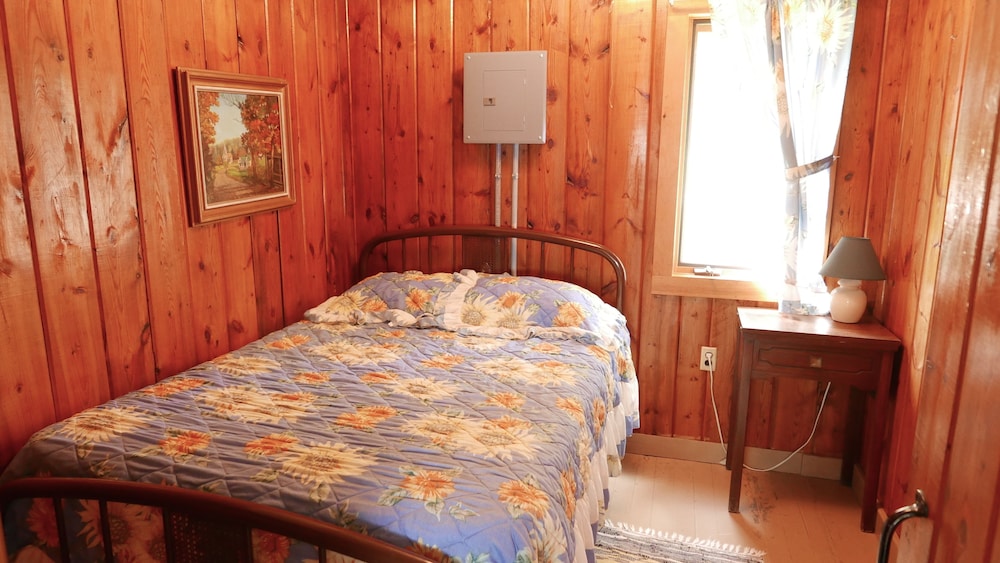 Rocky Point Cabin photo 1