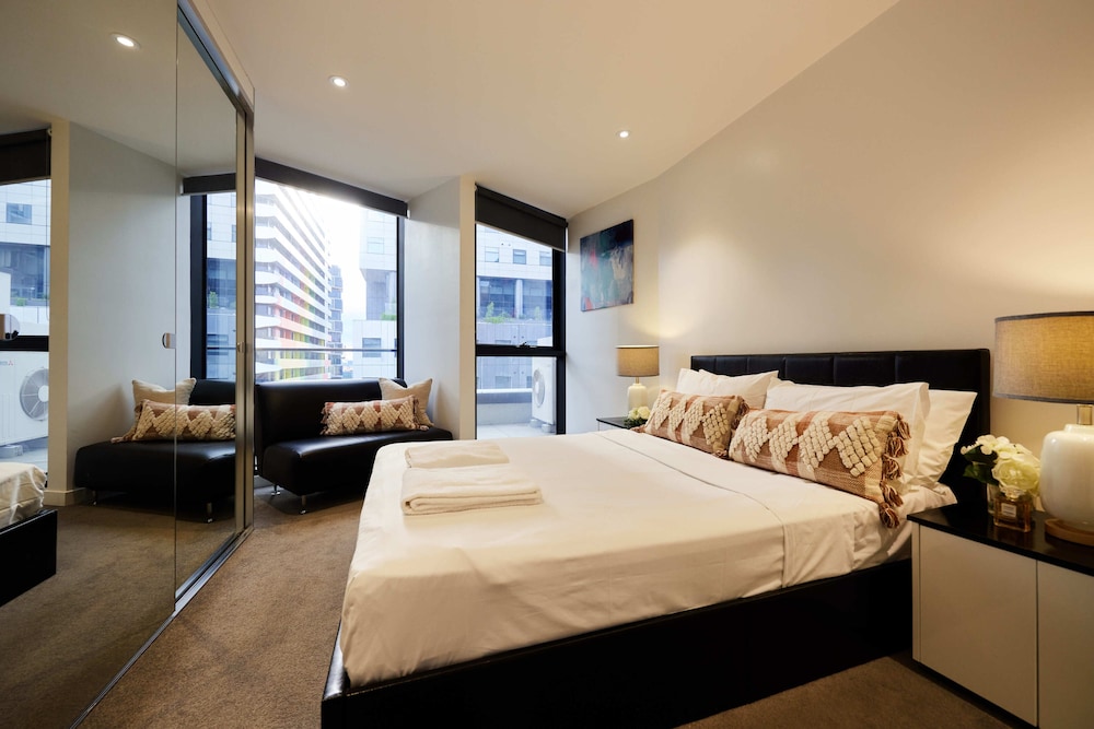 Penthouse Apartment - Photo 11