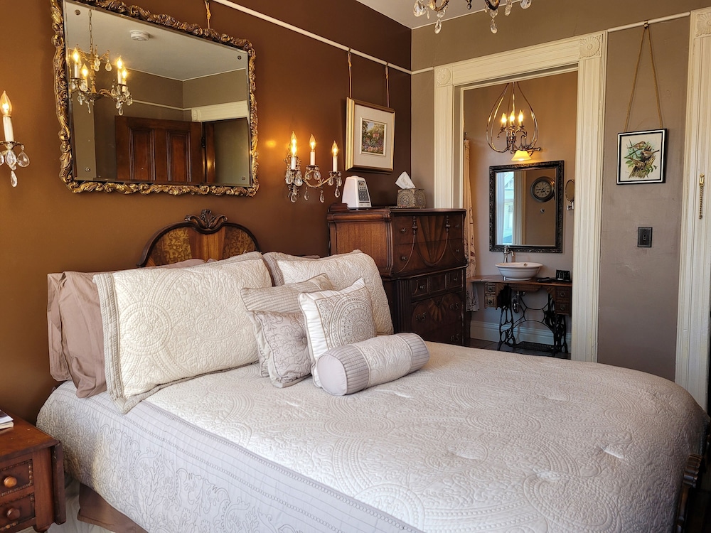 Sparrow Suite
