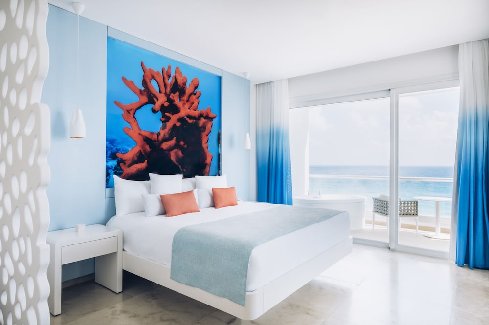 Junior Suite, Oceanfront (Panoramic) - Photo 4
