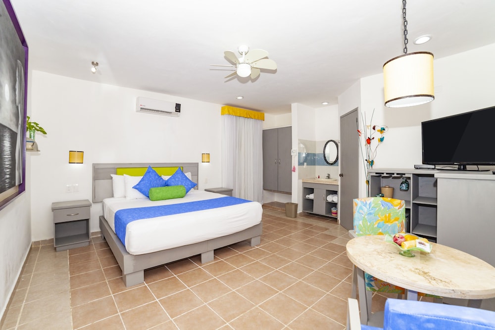 Superior Room, Private Bathroom - Photo 9