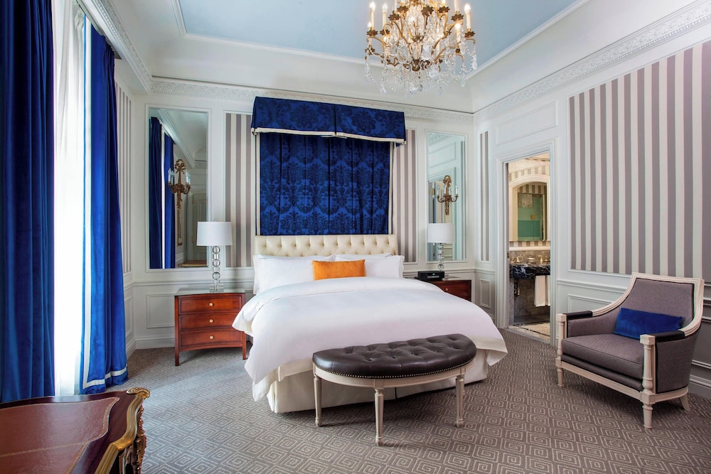 Room, 1 King Bed (Butler Service Included)