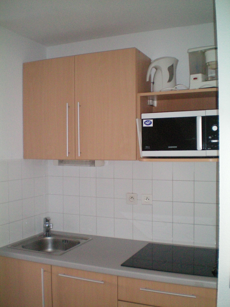 One Bedroom Apartment for 5 persons, Sea Side
