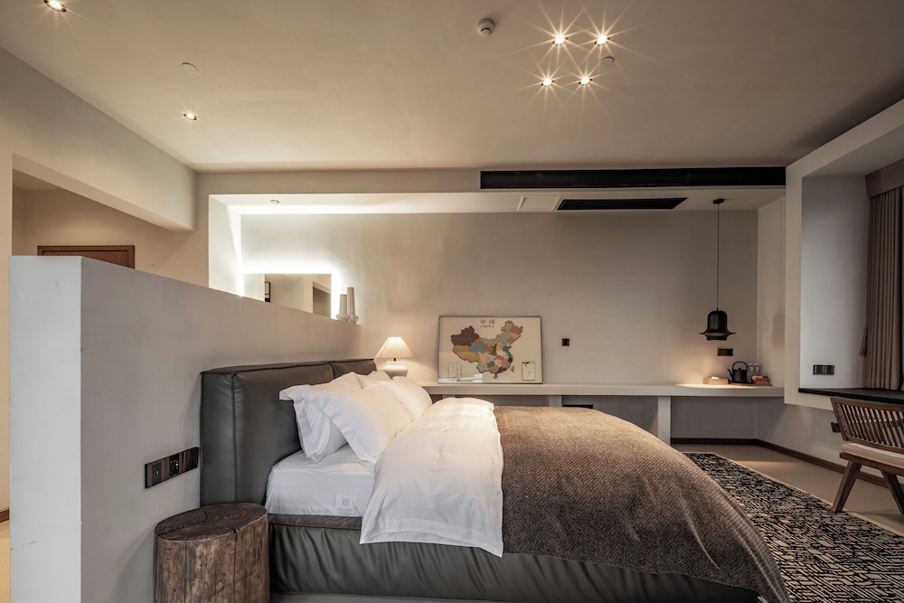 Exclusive Double Room, Patio, Mountain View