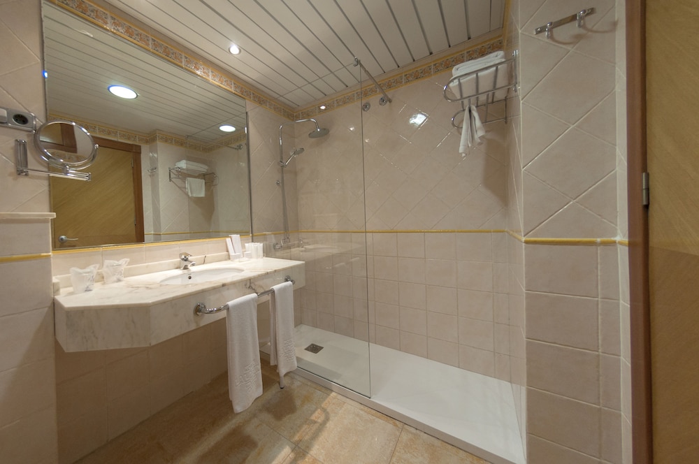 Family Suite - Photo 4