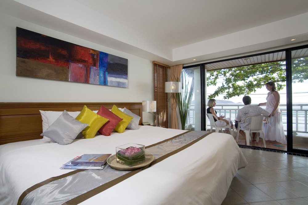 Deluxe Room, Sea View photo 2