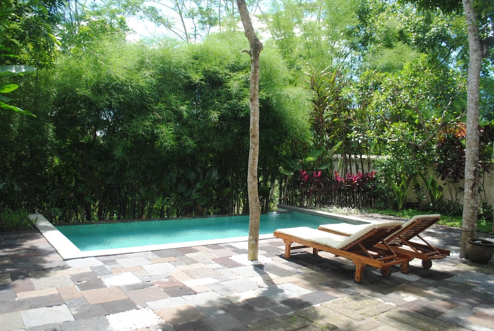 Duplex Royal Pool Villa