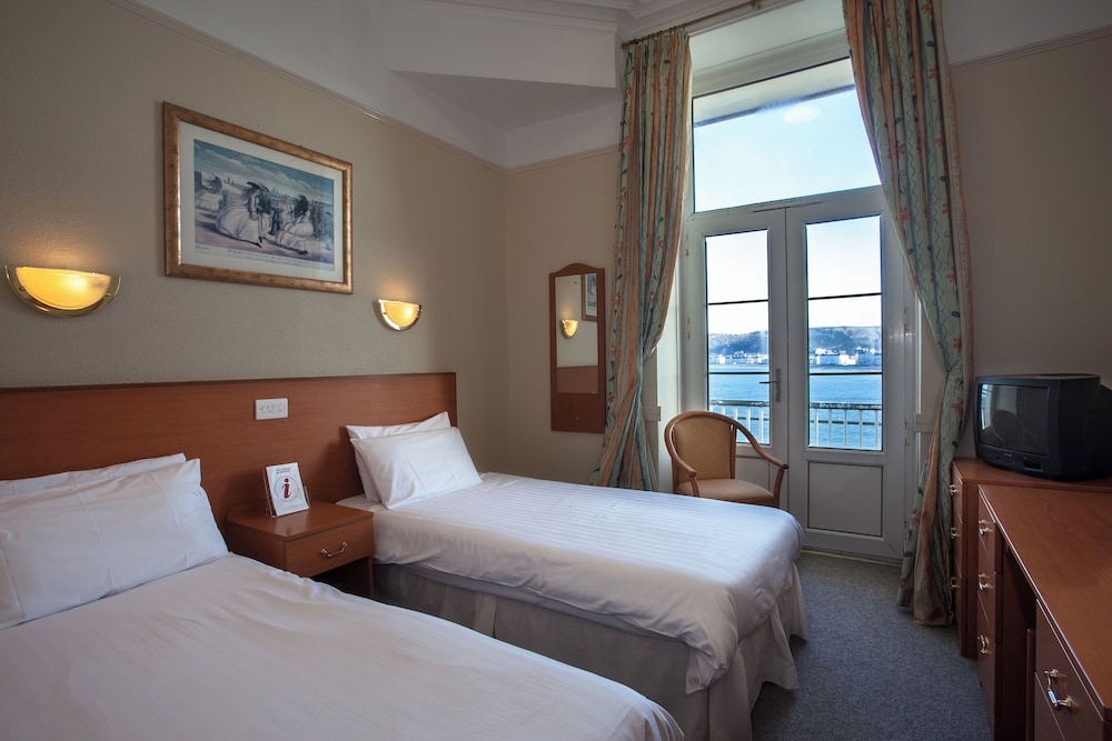 Standard Twin Room, Sea View - Photo 1