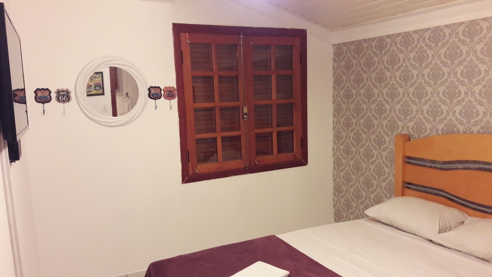 Standard Triple Room, Pool View photo 1