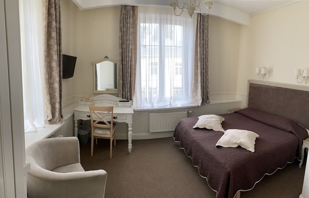 Small Double Room - Photo 4