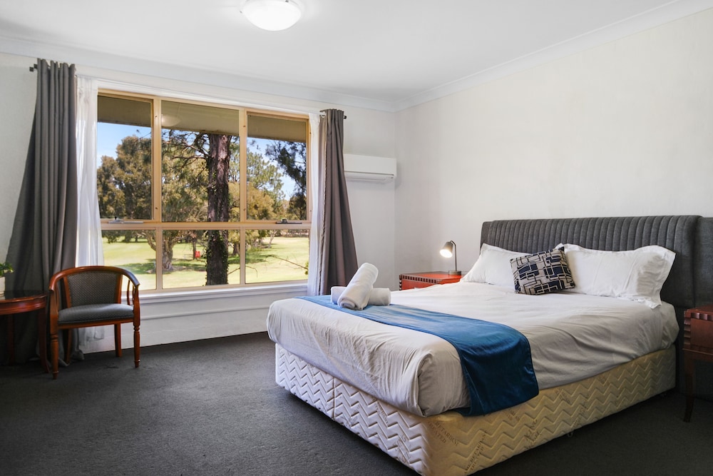 Standard Queen Room - Photo 5