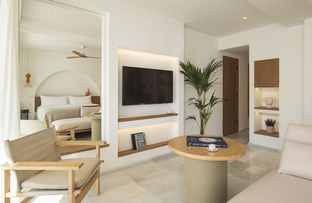 Interconnecting Premium with Terrace (Non Smoking)