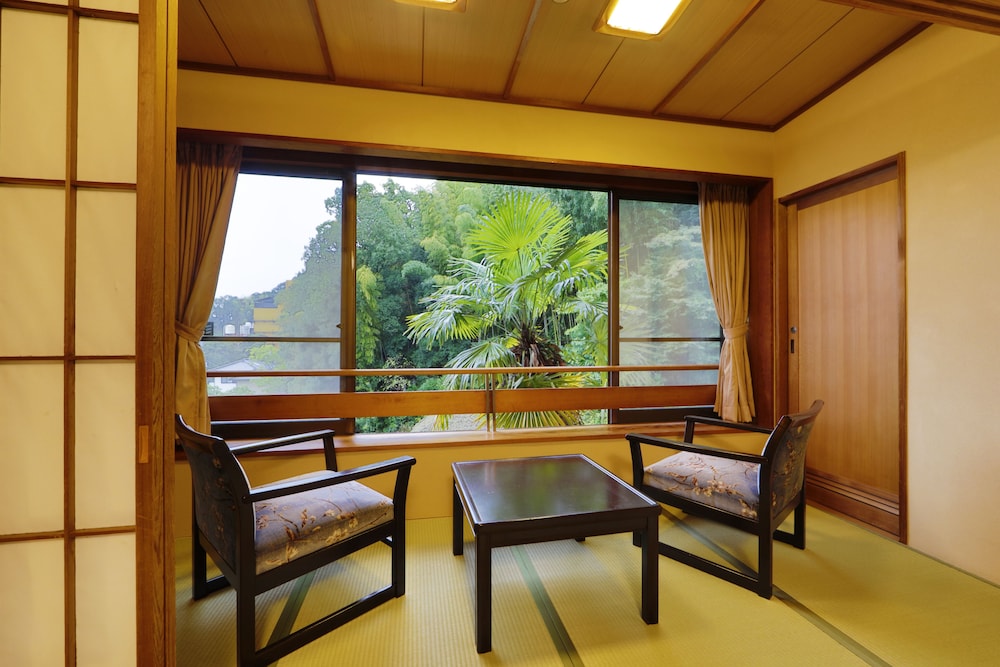 Deluxe Room, with open-air bath - Photo 5
