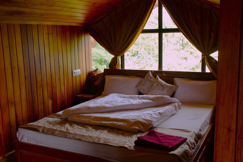 Premium Room - Photo 6