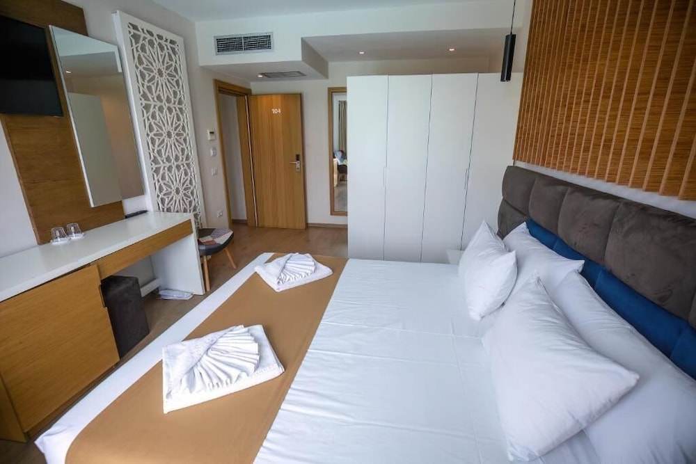 Standard Double Room photo 2