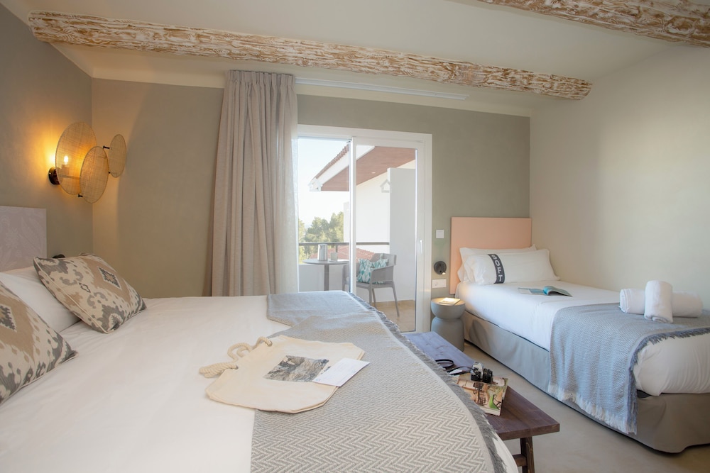 Triple Room, Terrace photo 2
