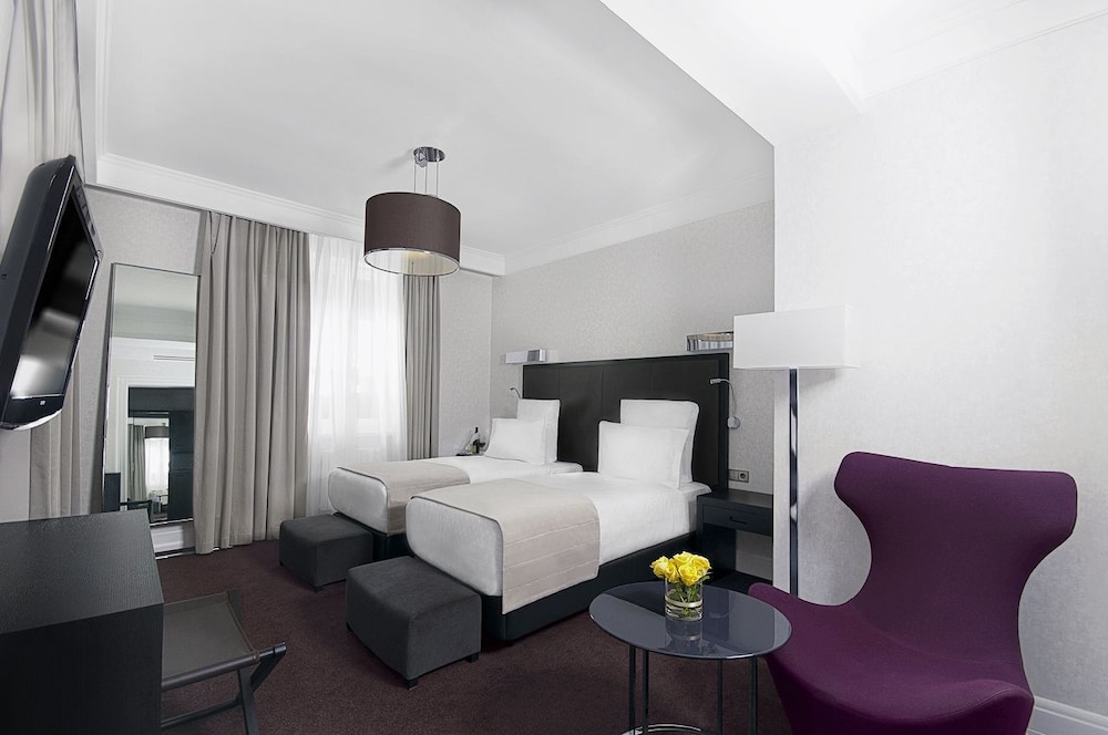 Deluxe Double Room photo 3
