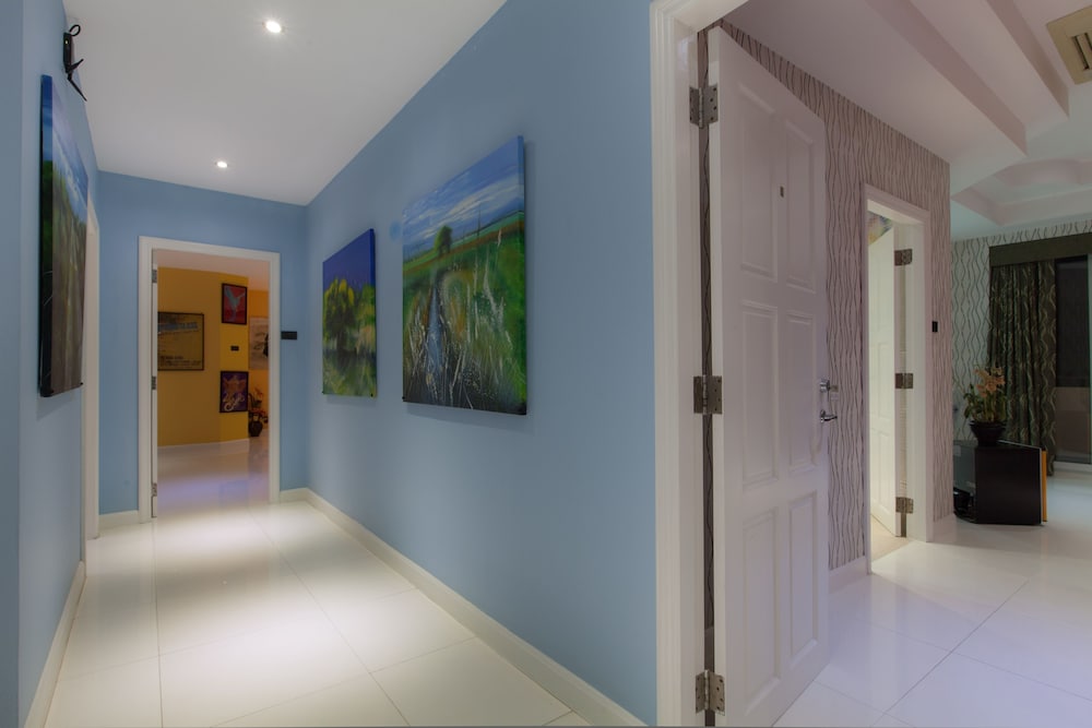 8 Bedrooms Private Pool Villa photo 1