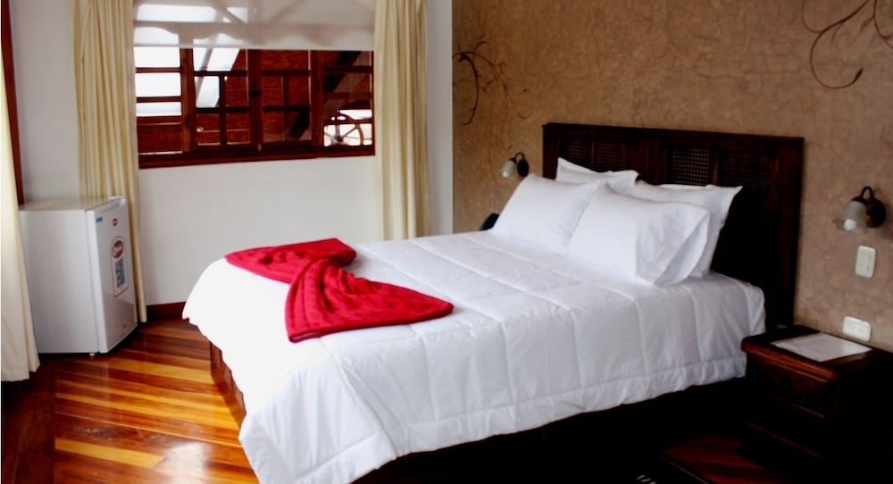 Superior Suite, 1 Queen Bed, Hot Tub photo 1
