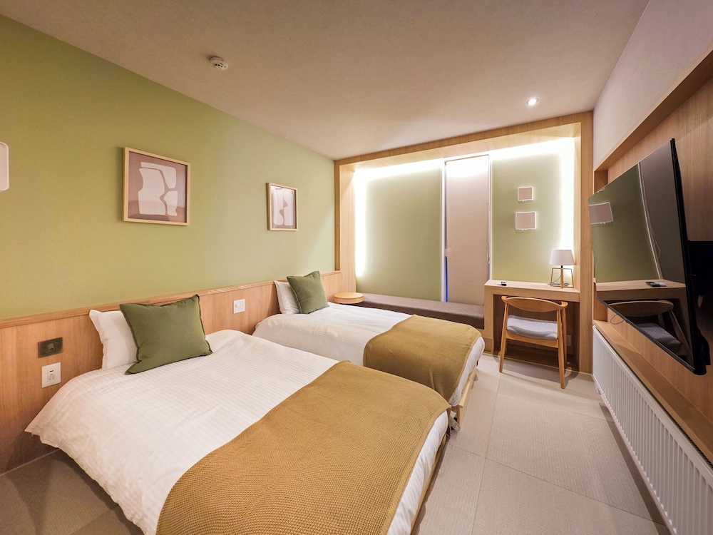 Basic Twin Room